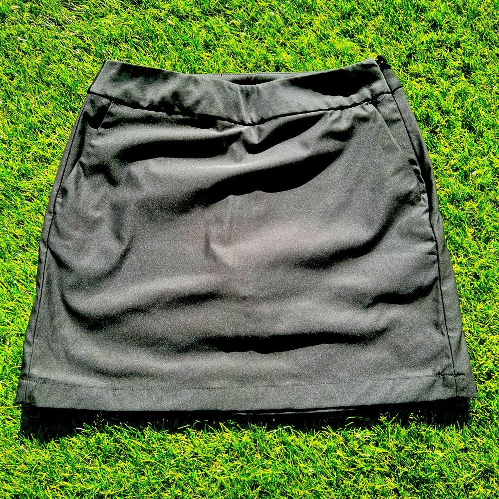 NIKE Womens Golf Skirt